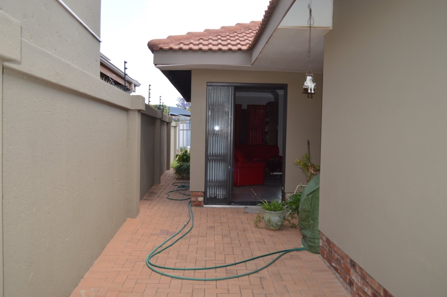 2 Bedroom Property for Sale in Flamwood North West
